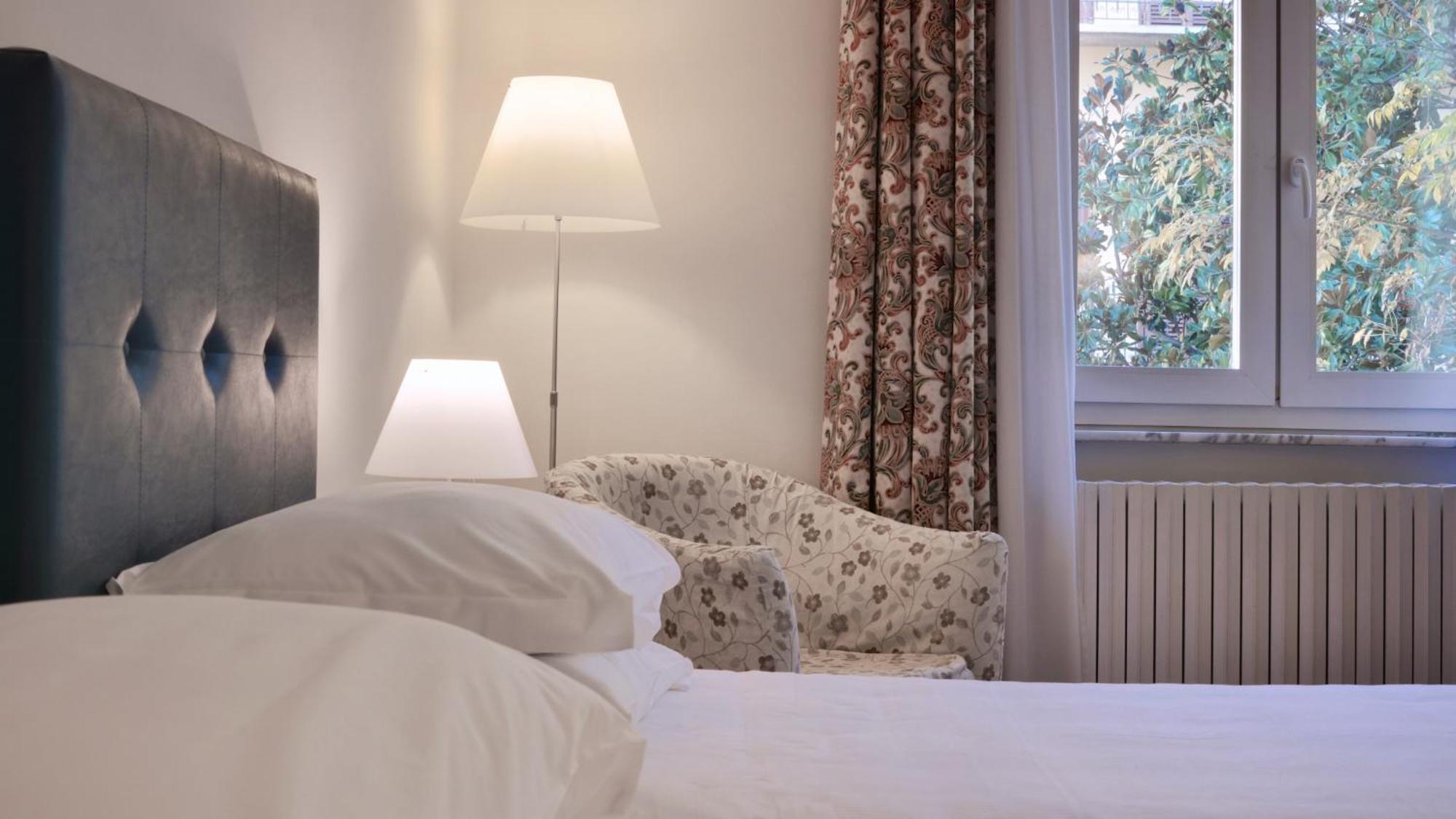 Standard Queen Room