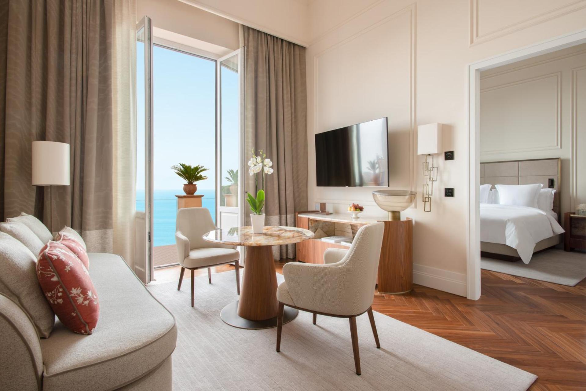 Sea View Executive Suite King Bed,1433526535:JPEG