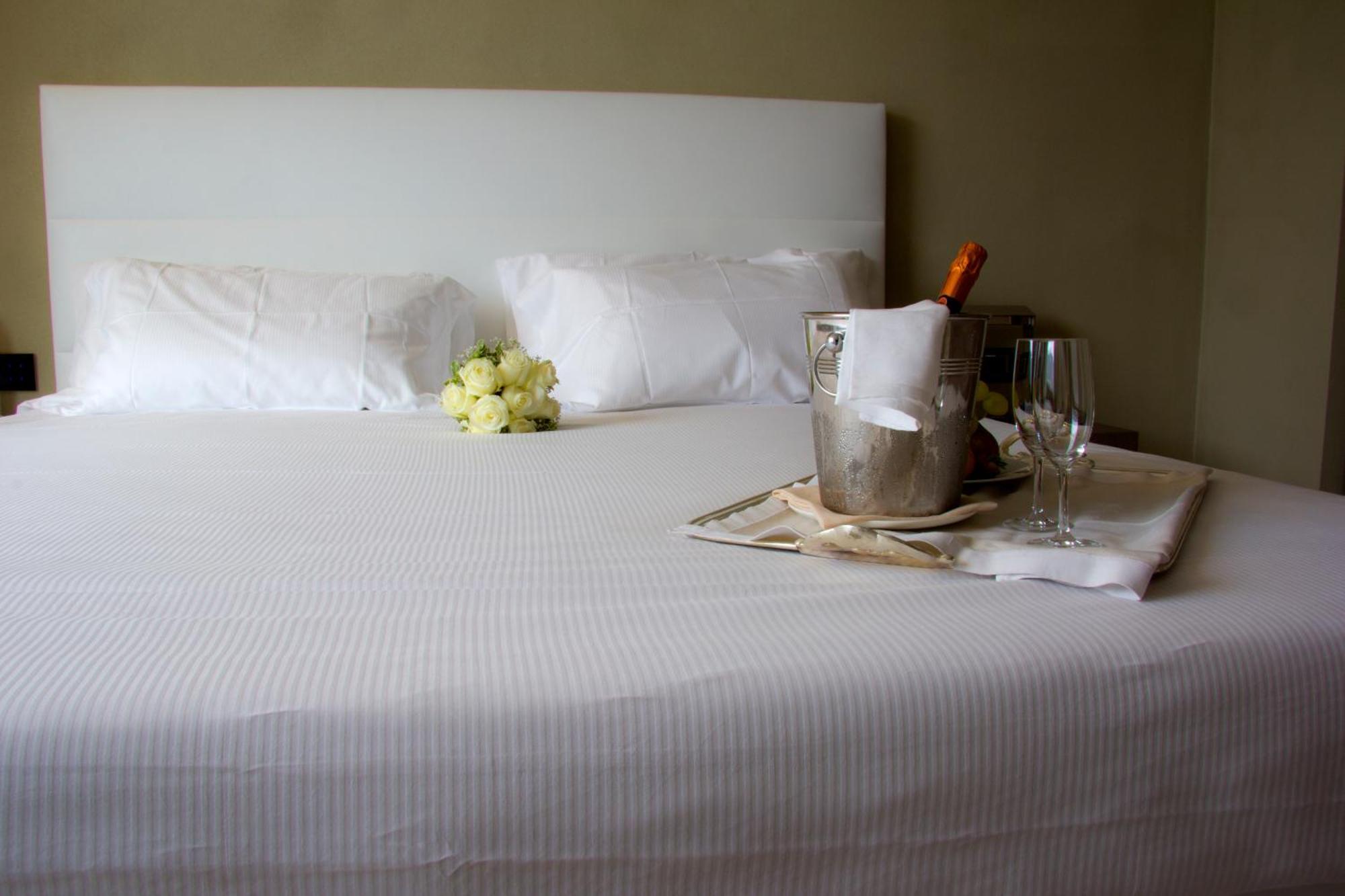Superior Double or Twin Room Lake View