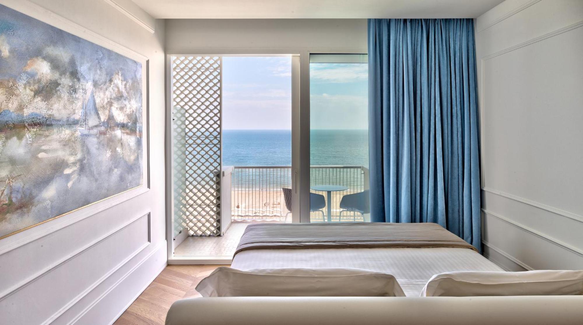 Queen Room Sea View