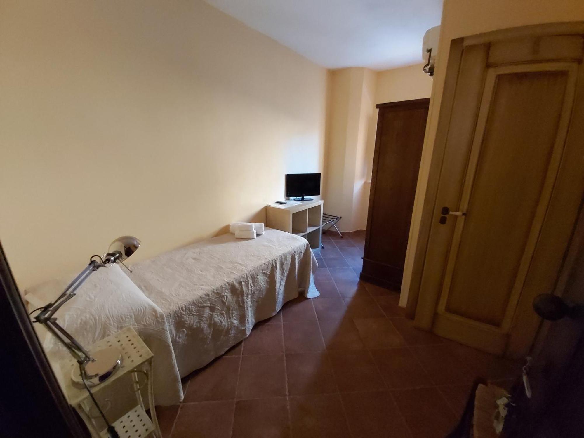 Single Room Shower