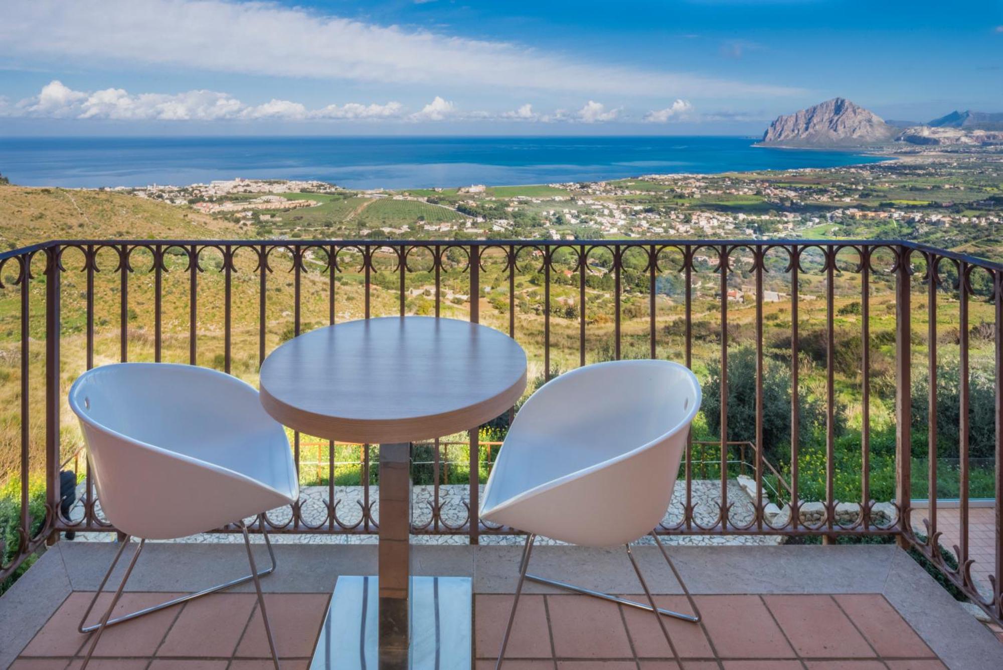 Suite Balcony Sea View