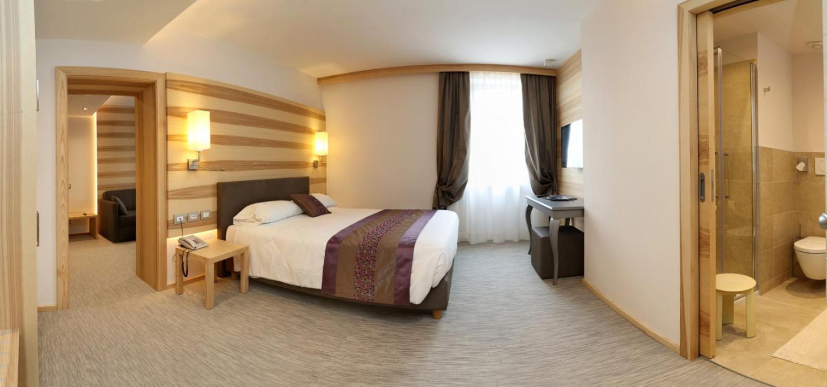 Superior Quadruple Room,1216334188:JPEG