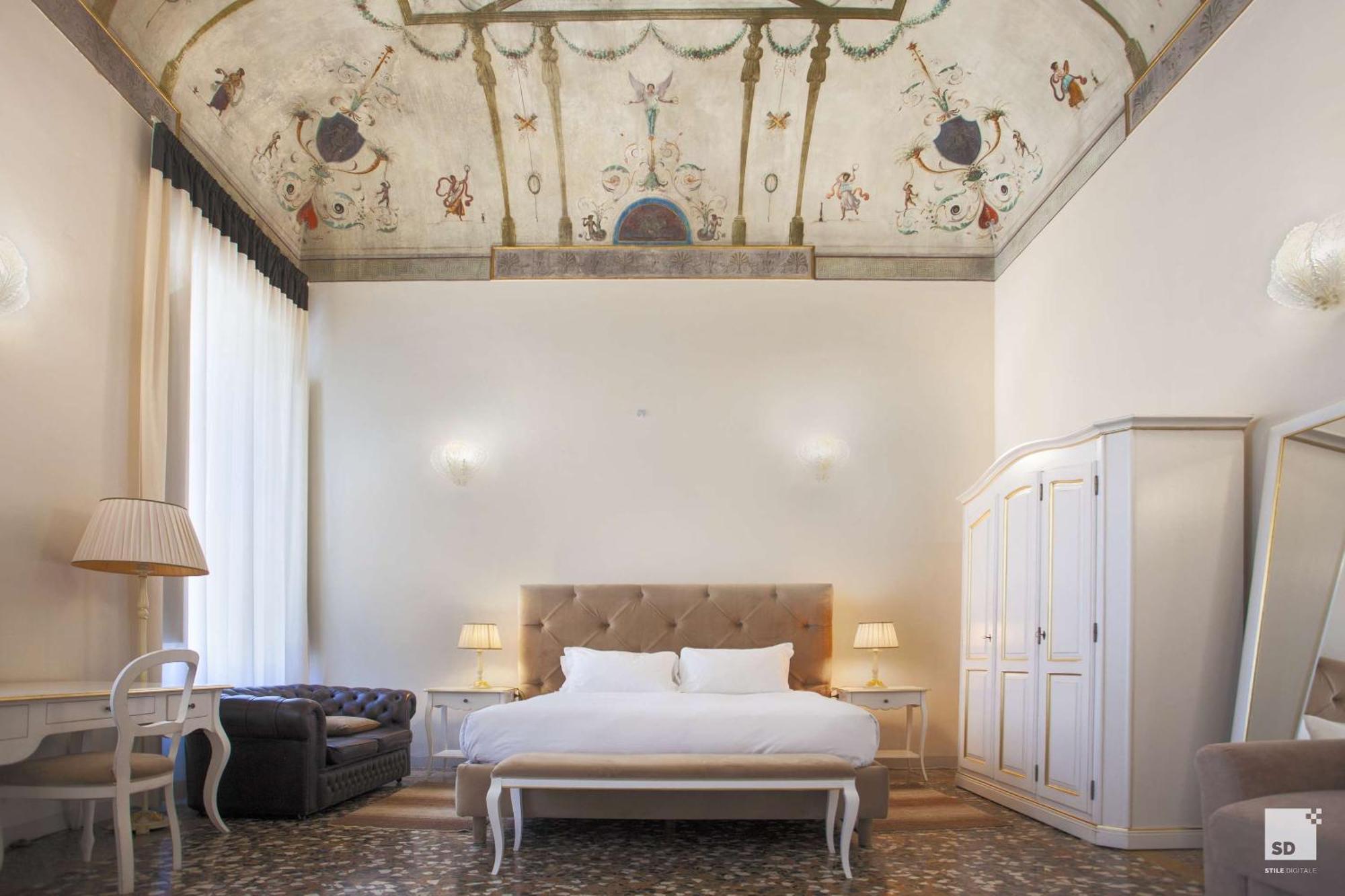 Room Frescoes