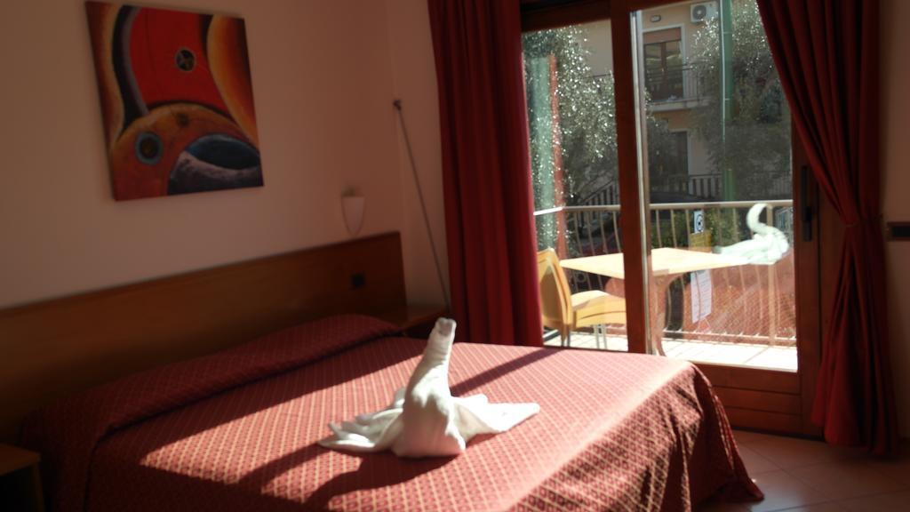 Doppelzimmer mit Balkon