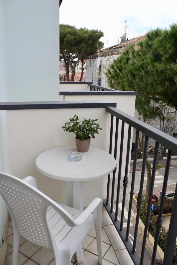 Single Room Balcony