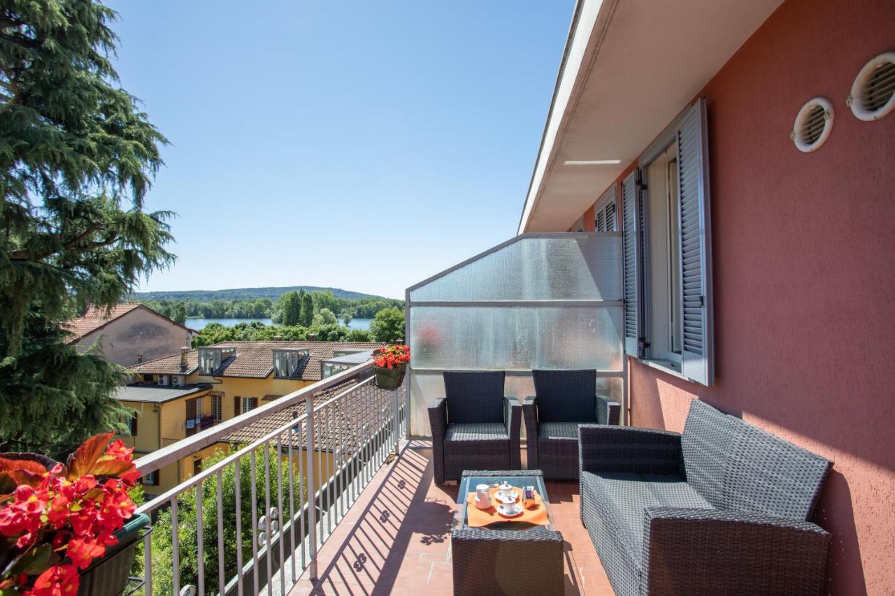 Deluxe Double Room Side Lake View