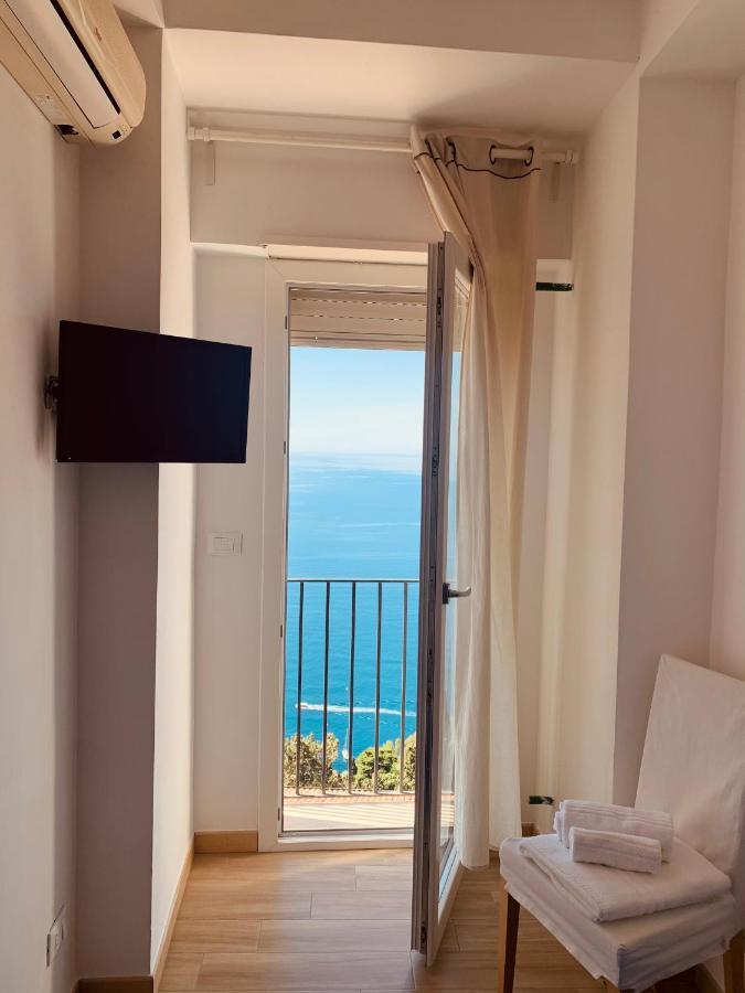 Superior Single Room Sea View