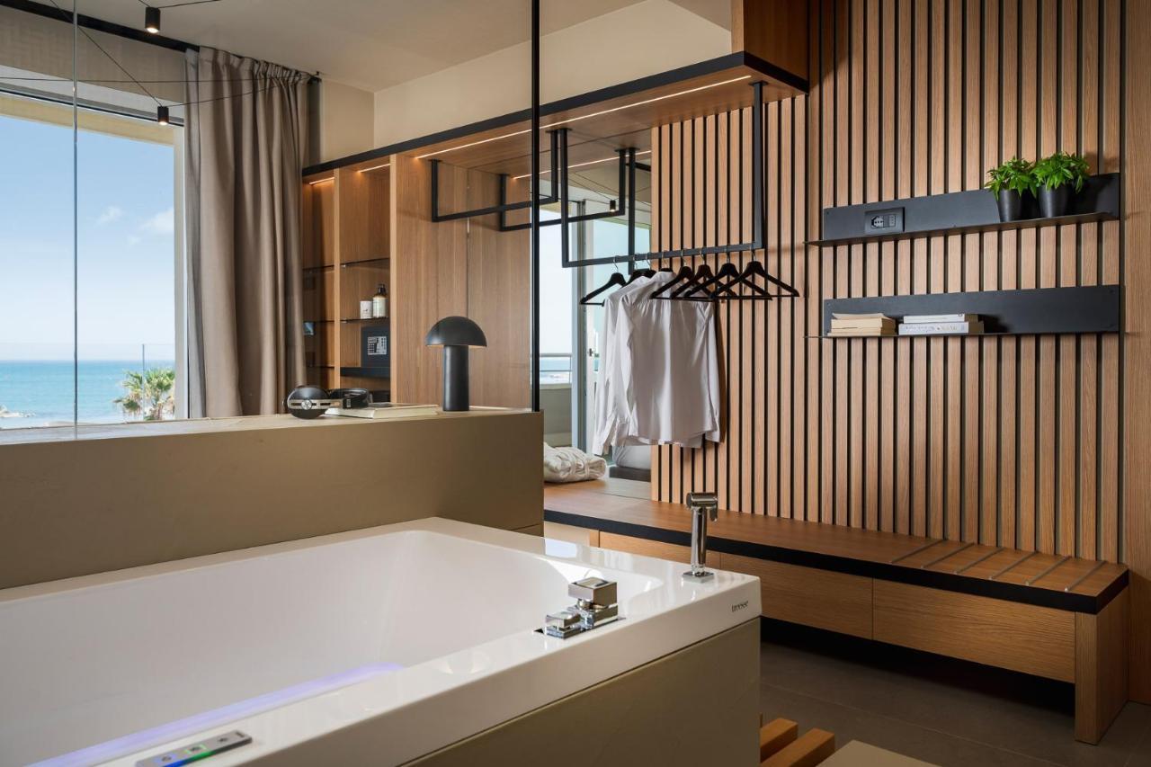 Golden Suite Sea View