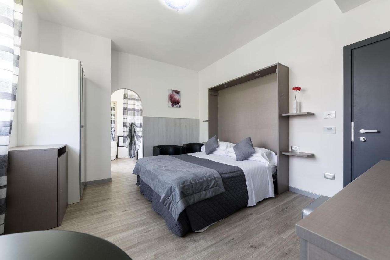 Deluxe Family Suite