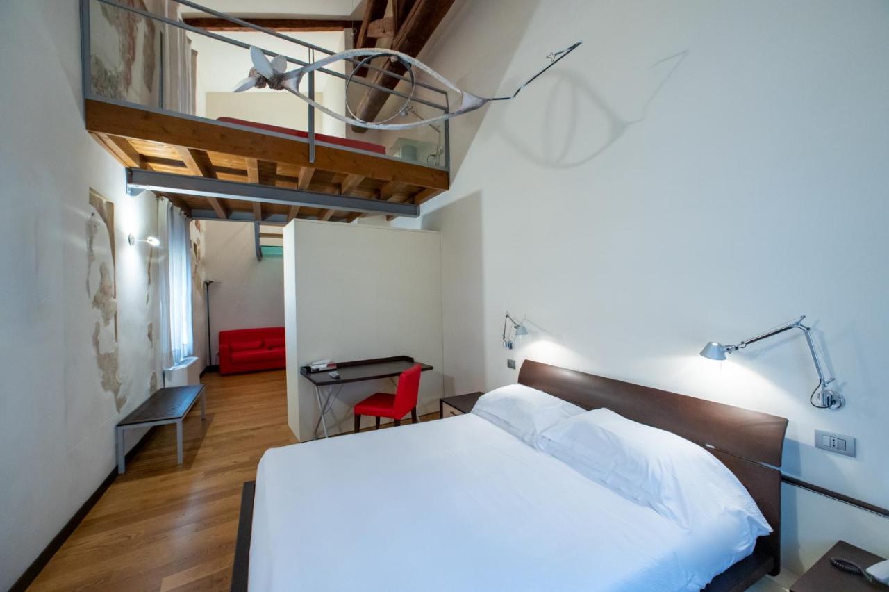 Suite Loft Separate Building