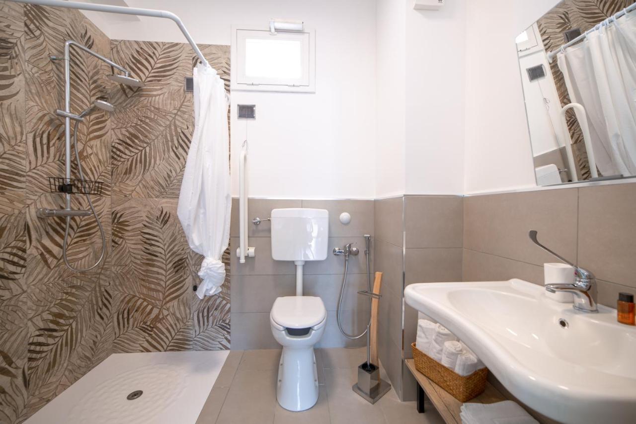 Double or Twin Room Disability Access