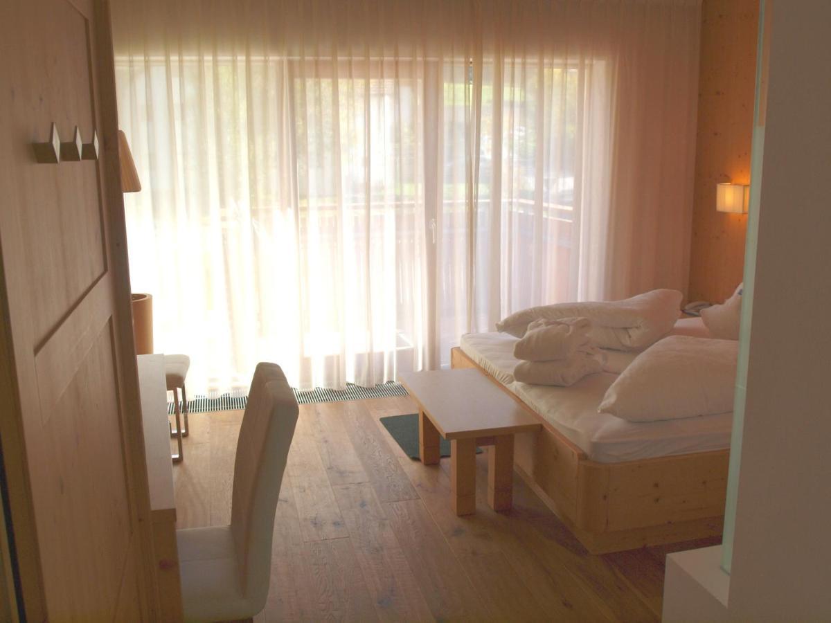Doppelzimmer mit Balkon