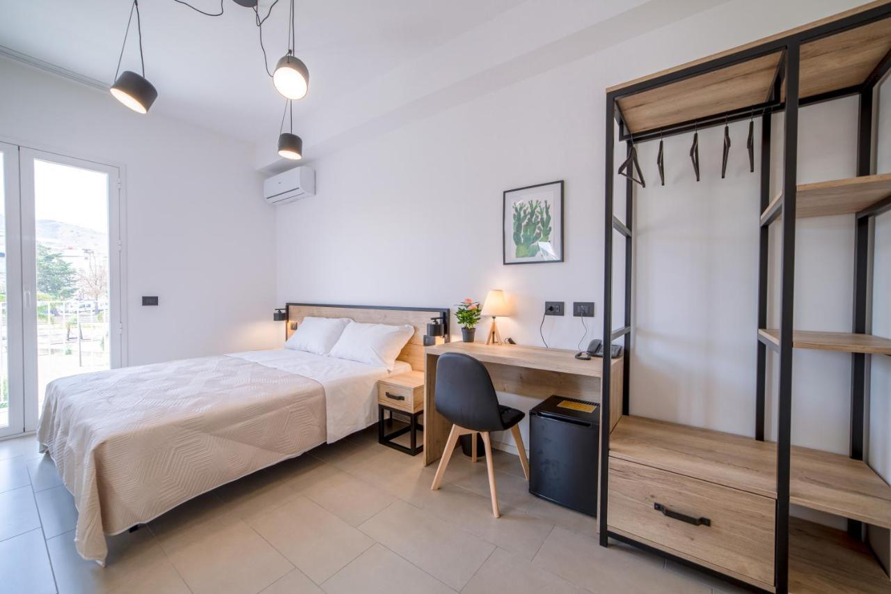 Superior Double or Twin Room Mountain View