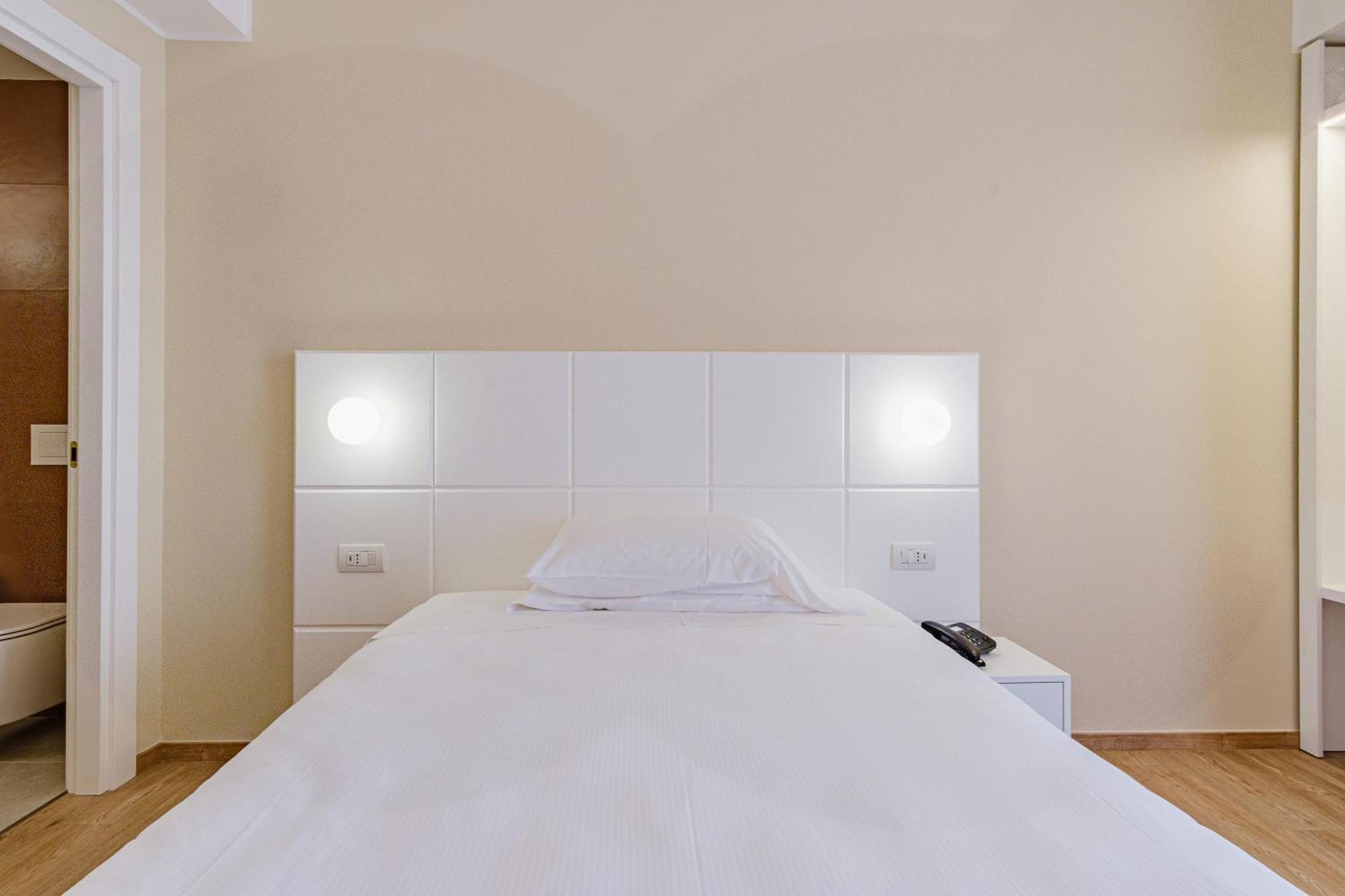 Classic Double Room French Bed
