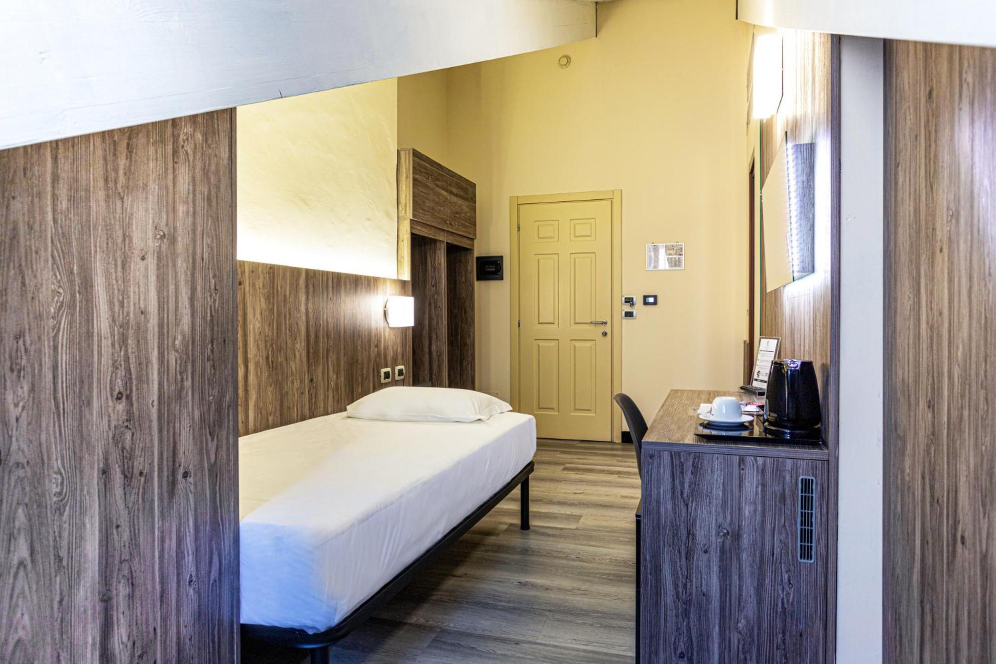 Comfort Single Room
