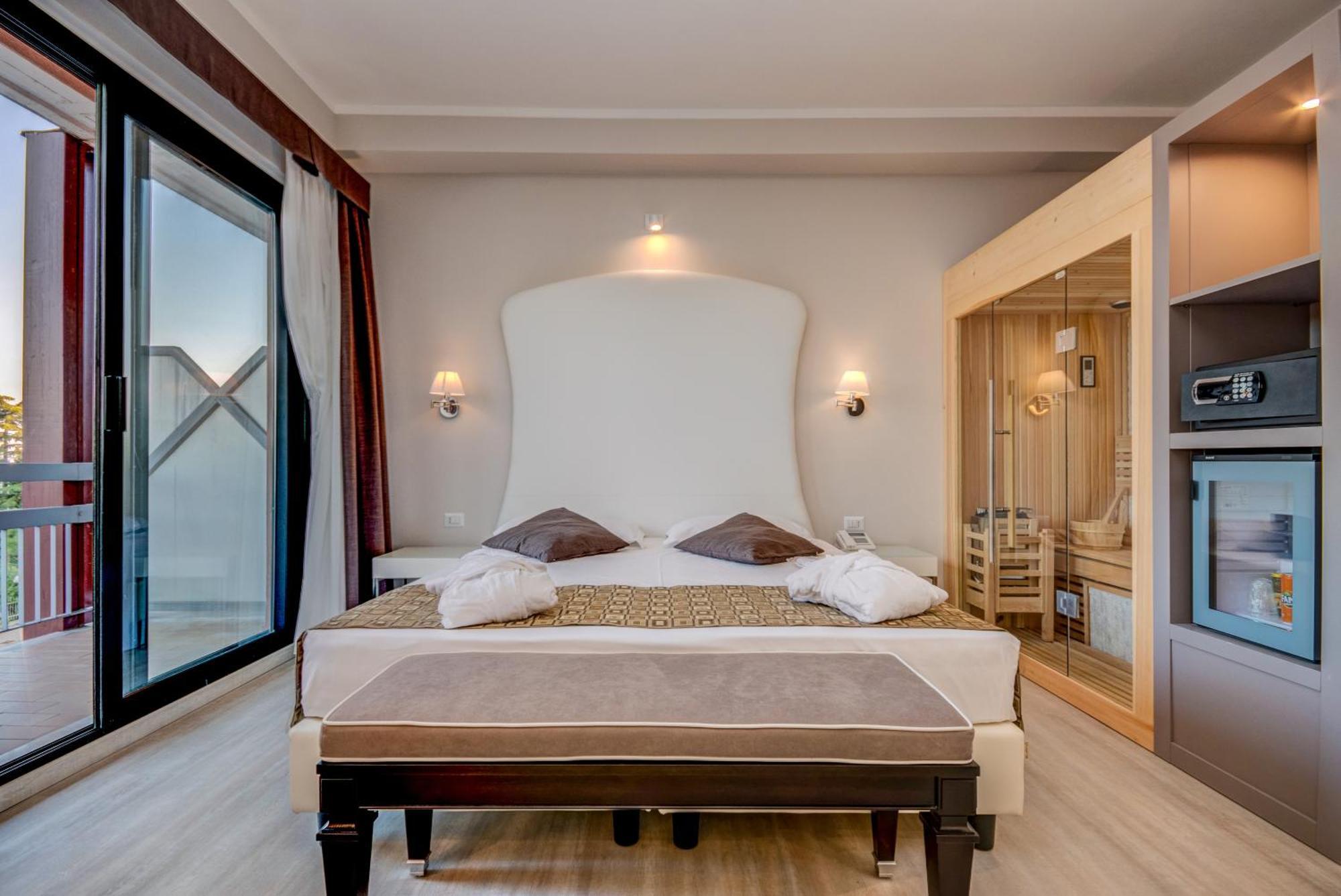 Junior Suite Sauna,1705674987:JPEG