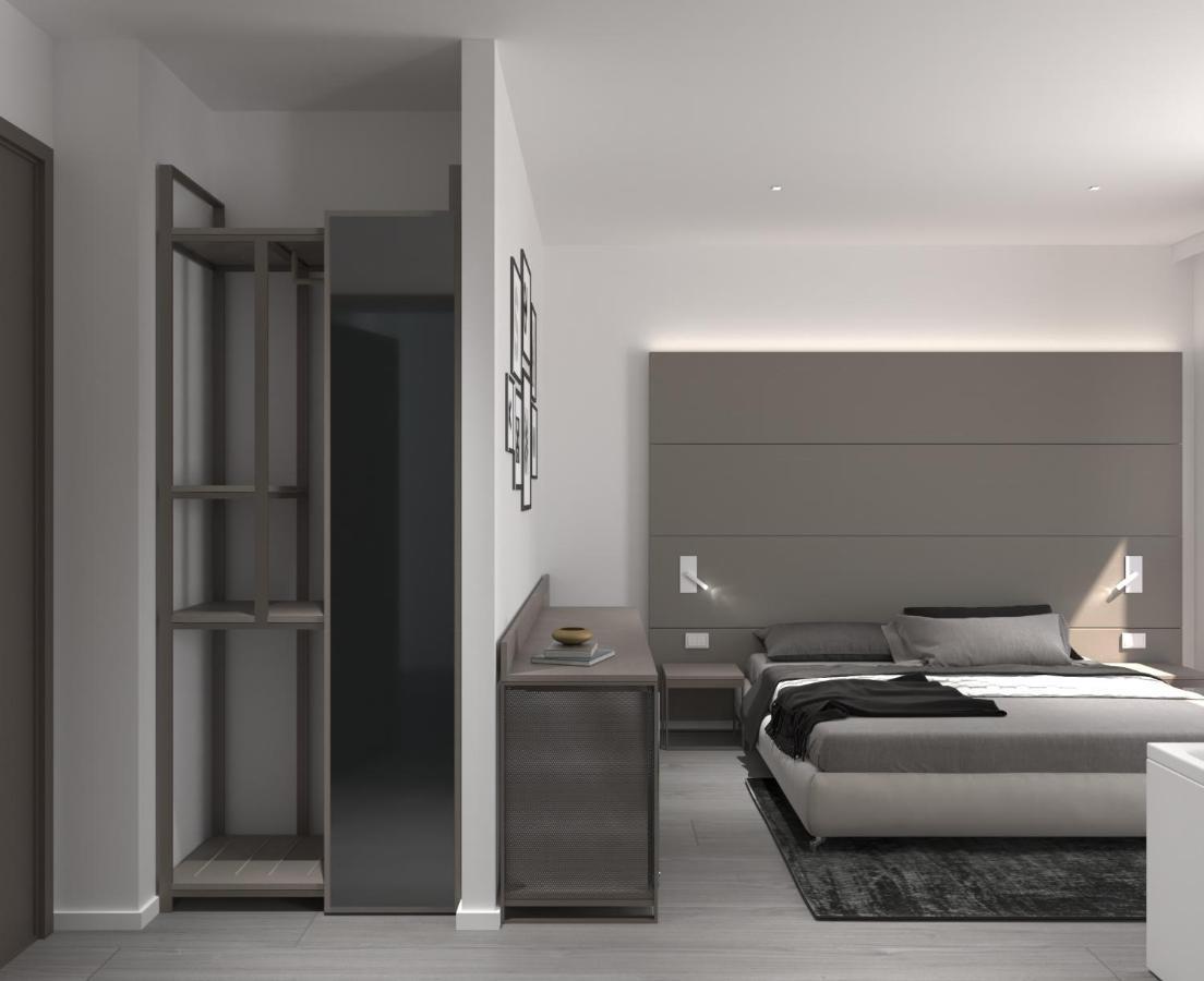 Deluxe Suite Spa Bath