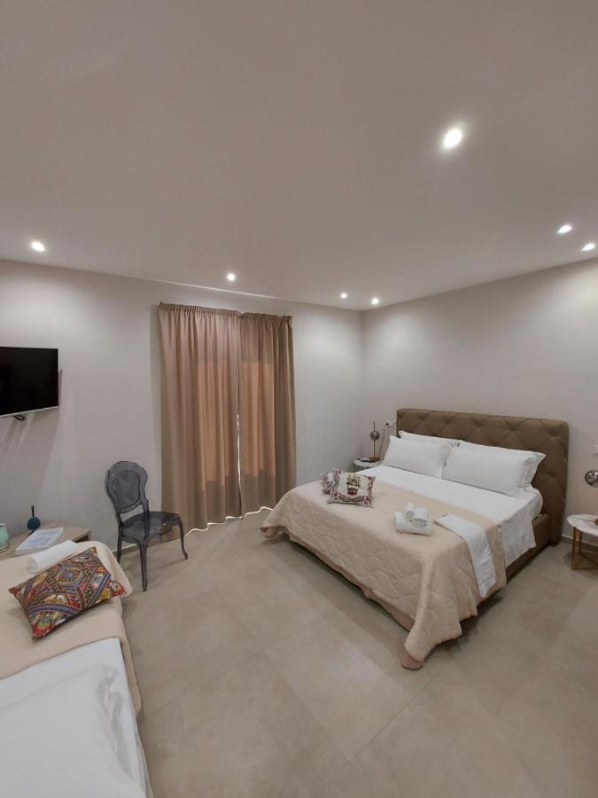 Deluxe Triple Room Sea View