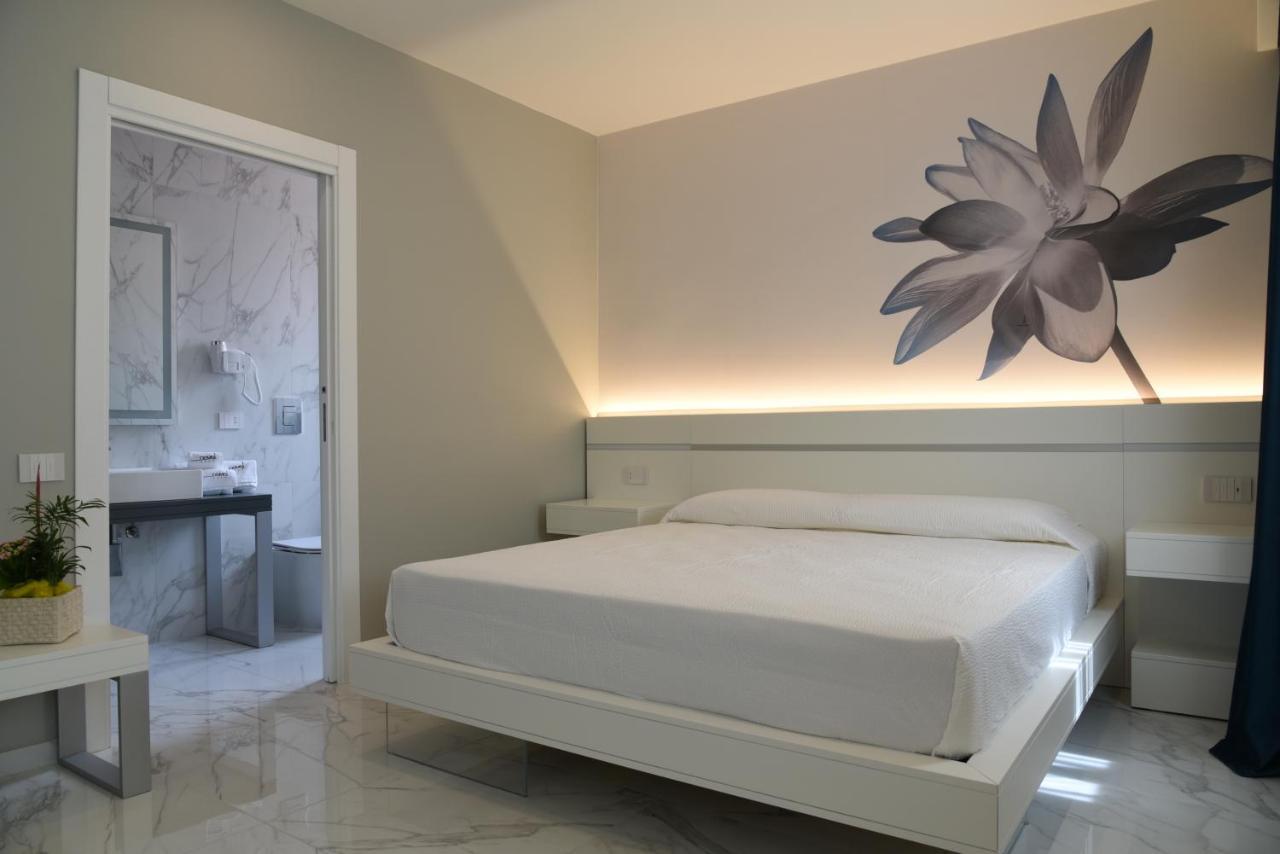 Standard Triple Room,1299099049:JPEG