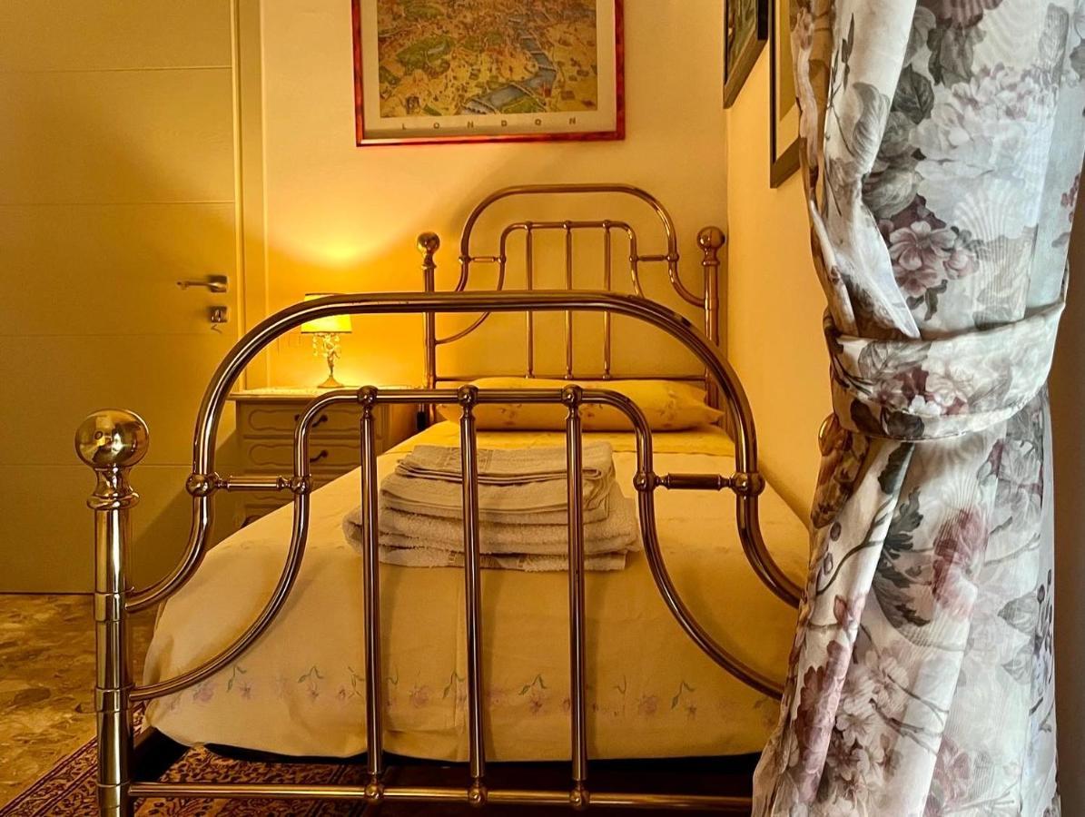 Twin Room Terrace