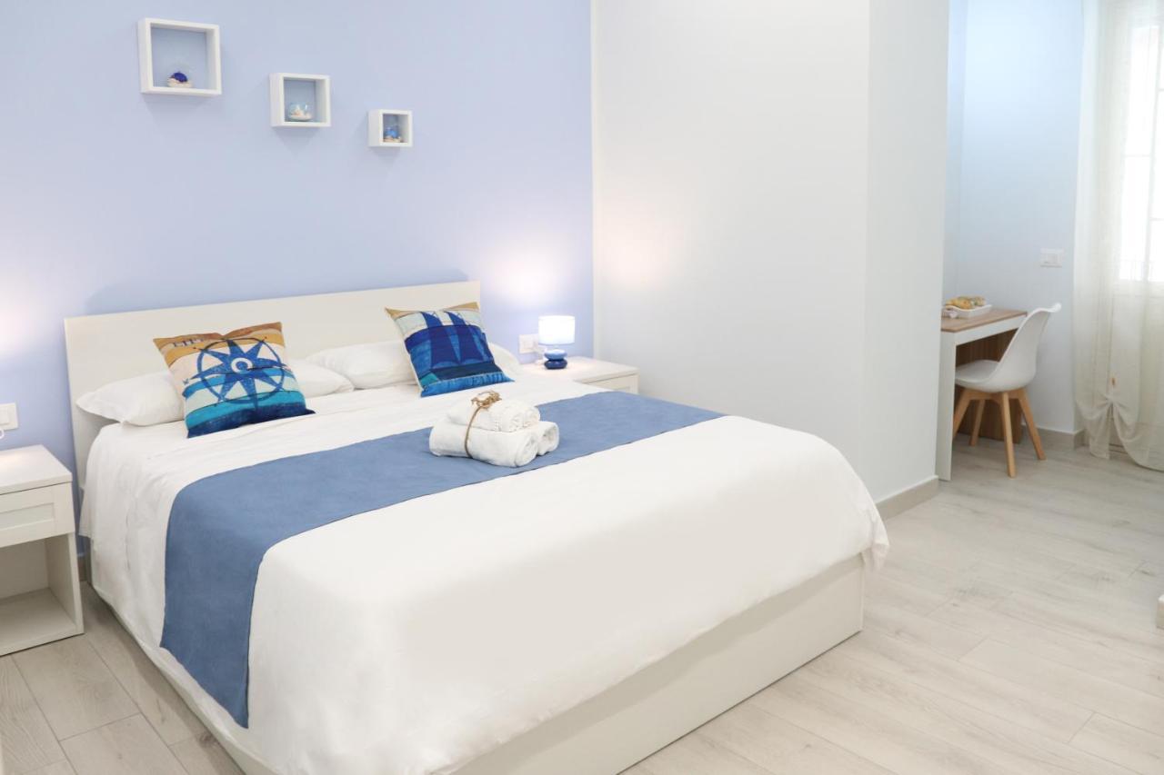 Large Double Room,1296946063:JPEG