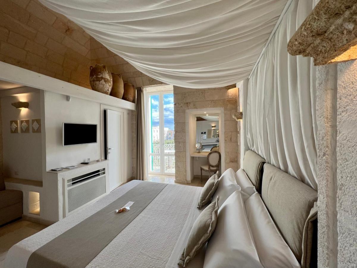 Queen Room Spa Bath