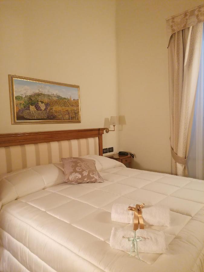 Standard Double Room,1296877663:JPEG