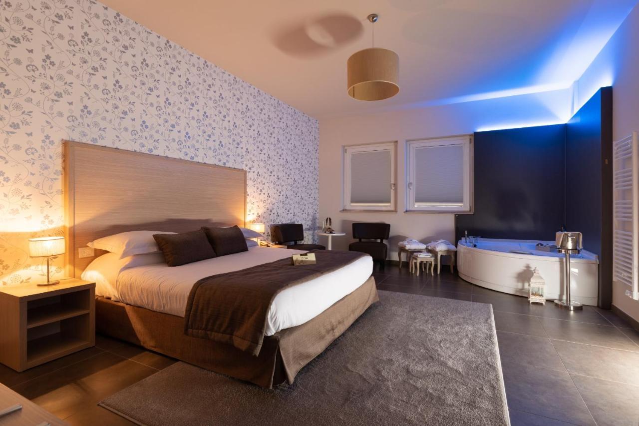 Suite Spa Bath