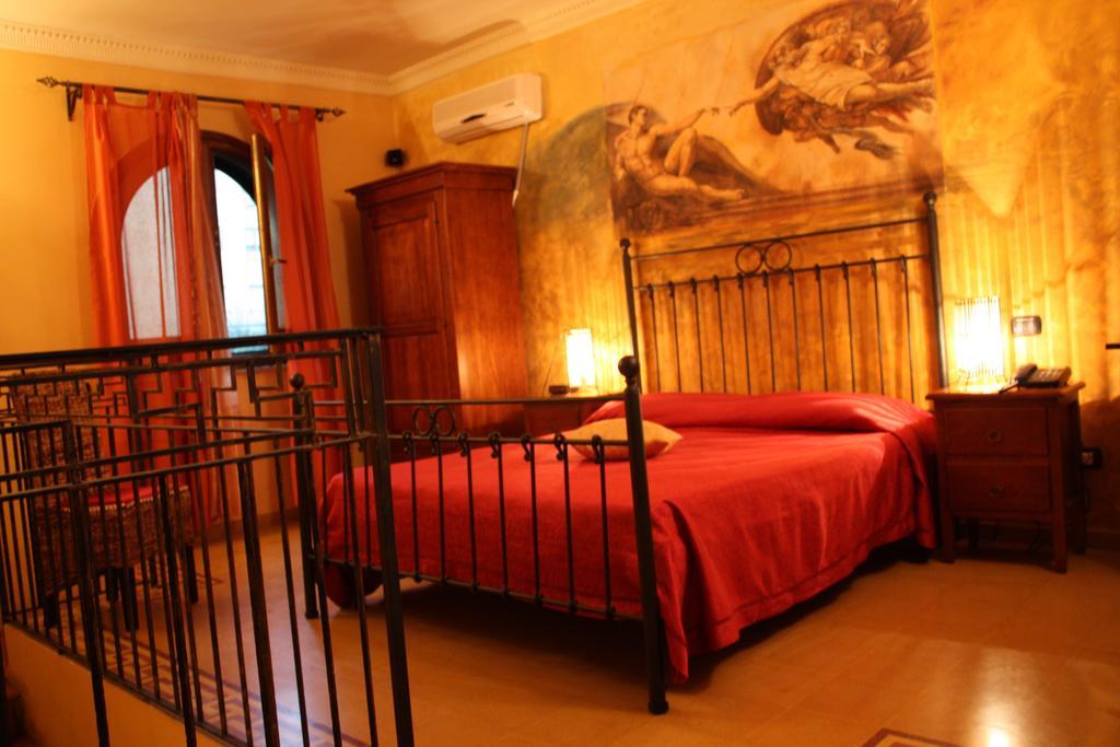 Double Room,1209657700:JPEG