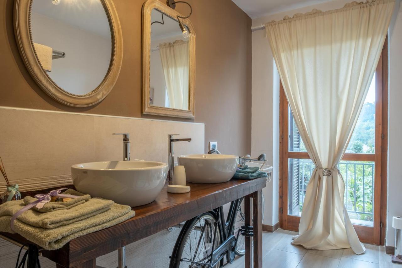 Family Room Private Bathroom