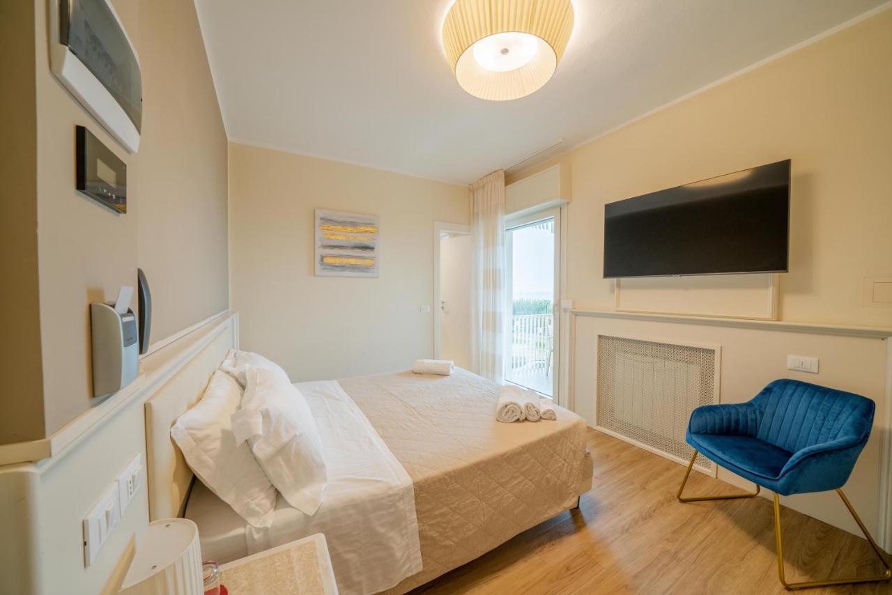 Queen Room Sea View
