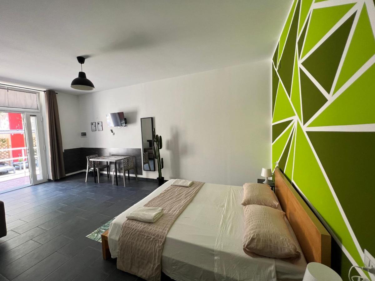 Quadruple Room Private Bathroom