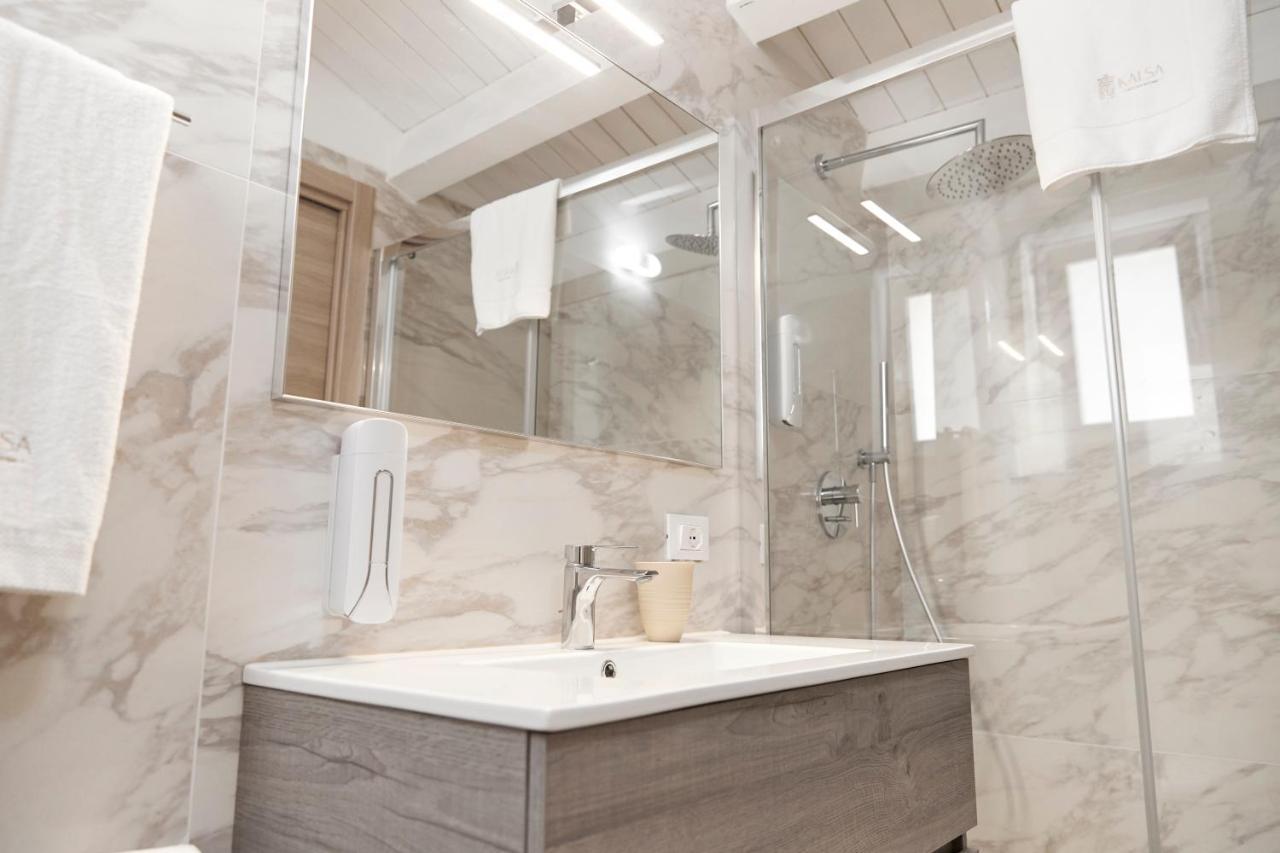 Double Room Spa Bath