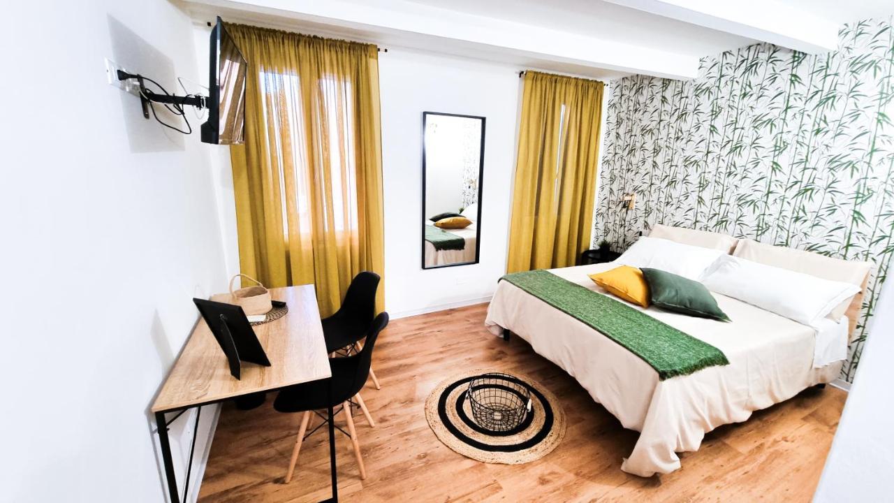 Double Room Private Bathroom