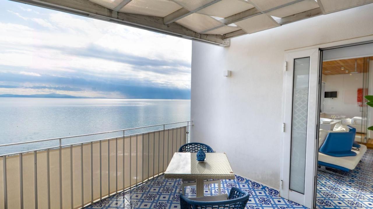 Suite con Terrazza e Vista Mare