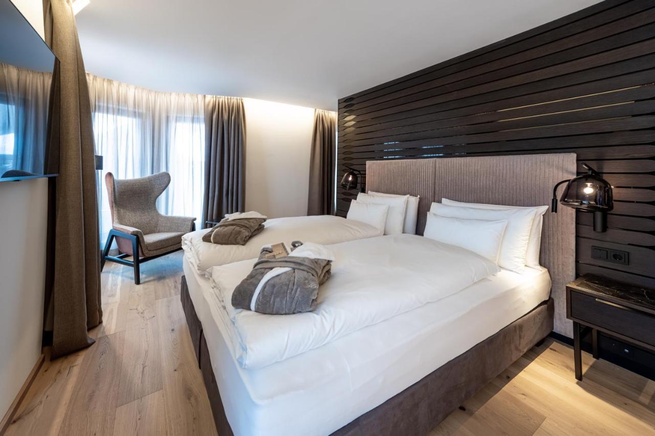 Superior Double or Twin Room,1334412929:JPEG