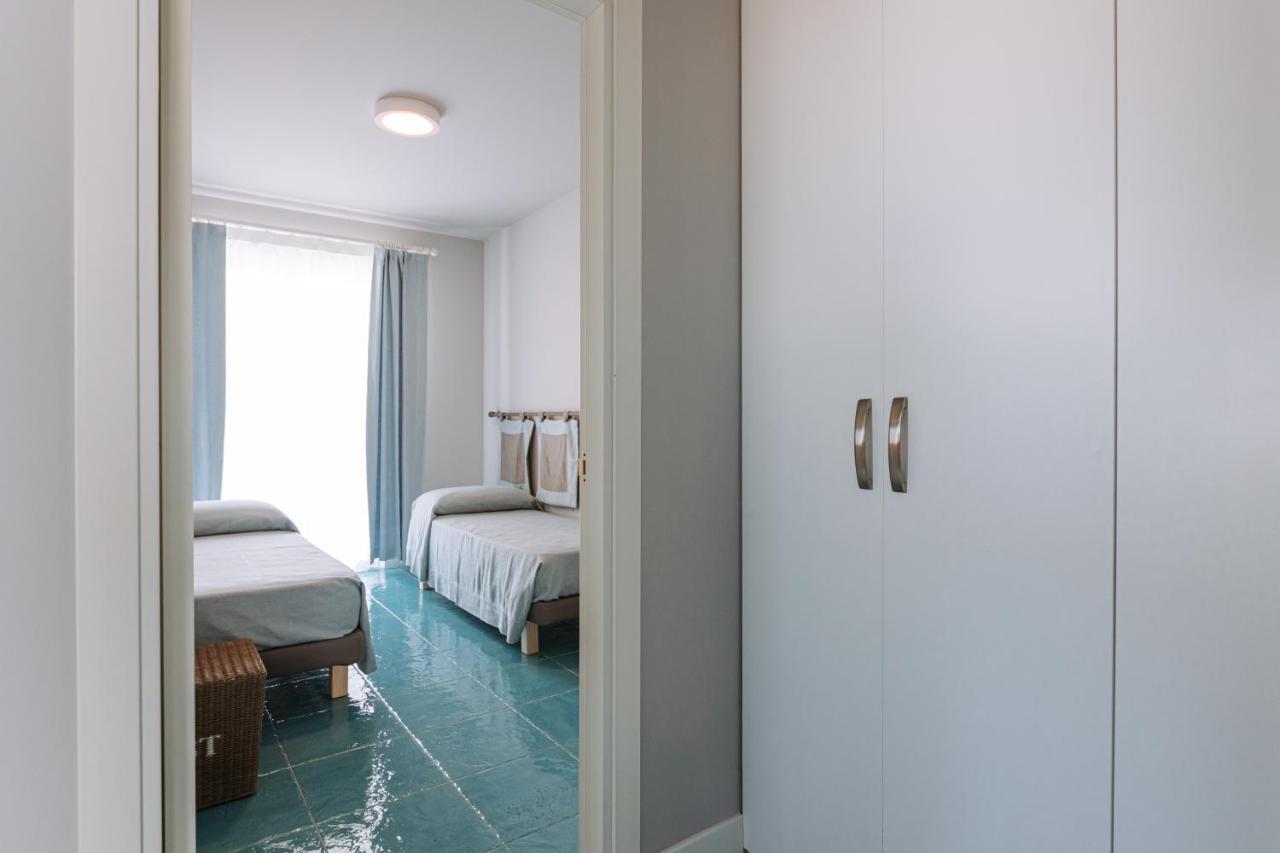 Deluxe Family Suite