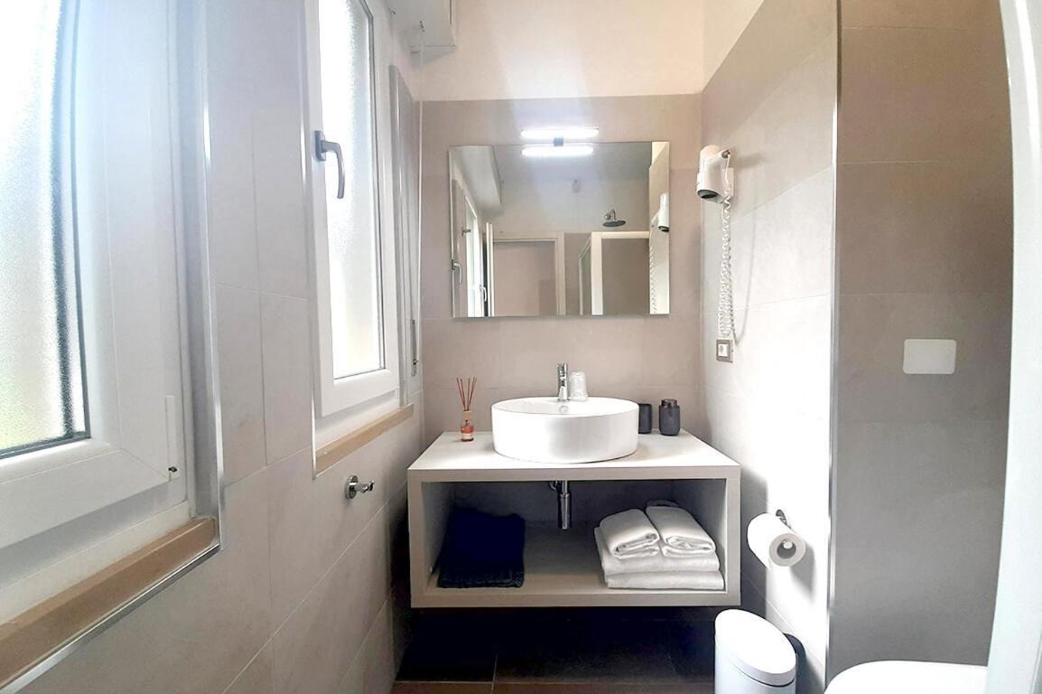 Standard Doppel- oder Zweibettzimmer mit Gartenblick