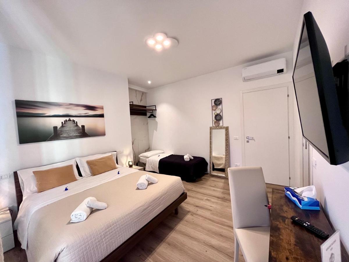 Triple Room Private Bathroom
