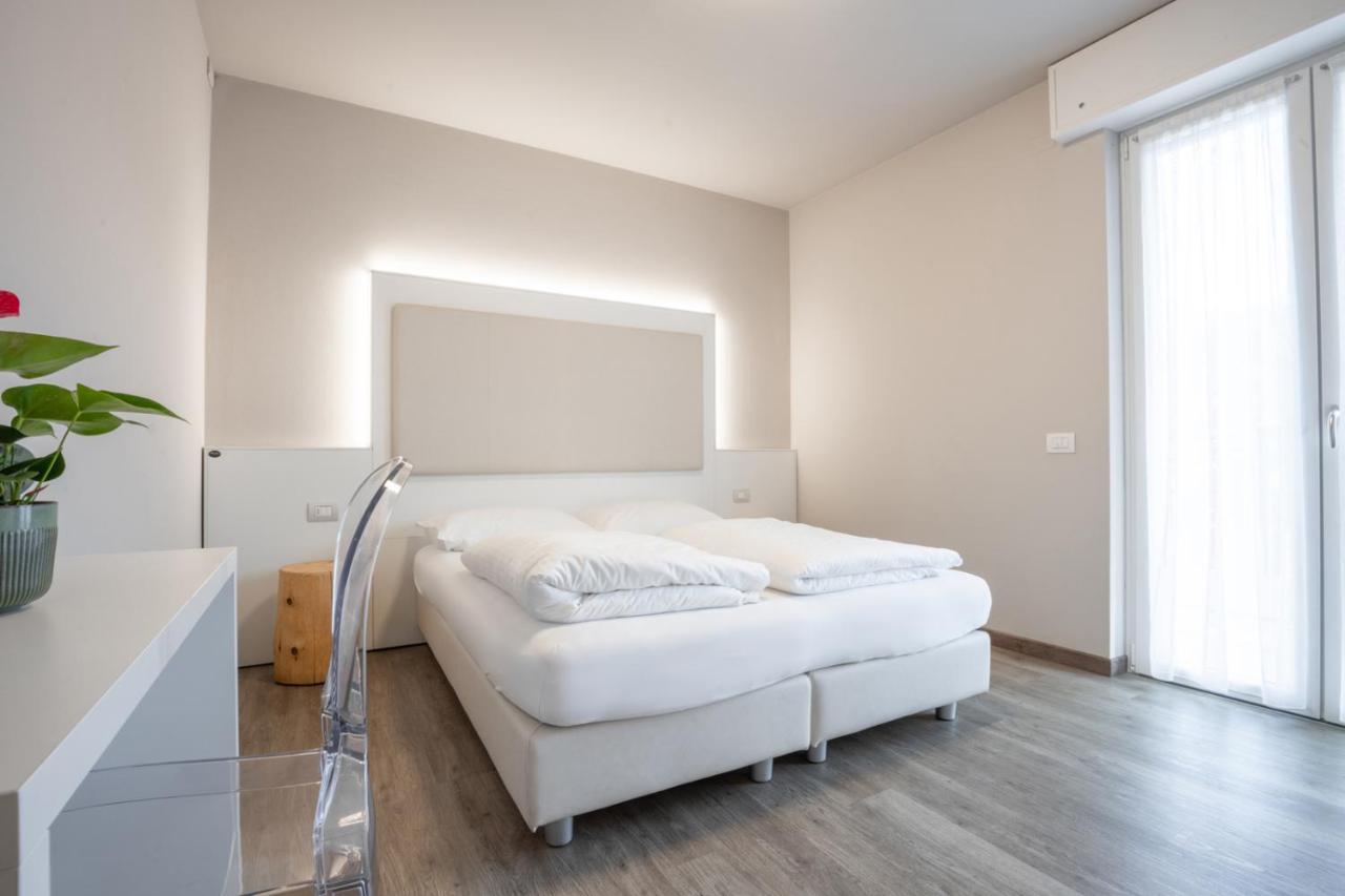 Double or Twin Room Balcony