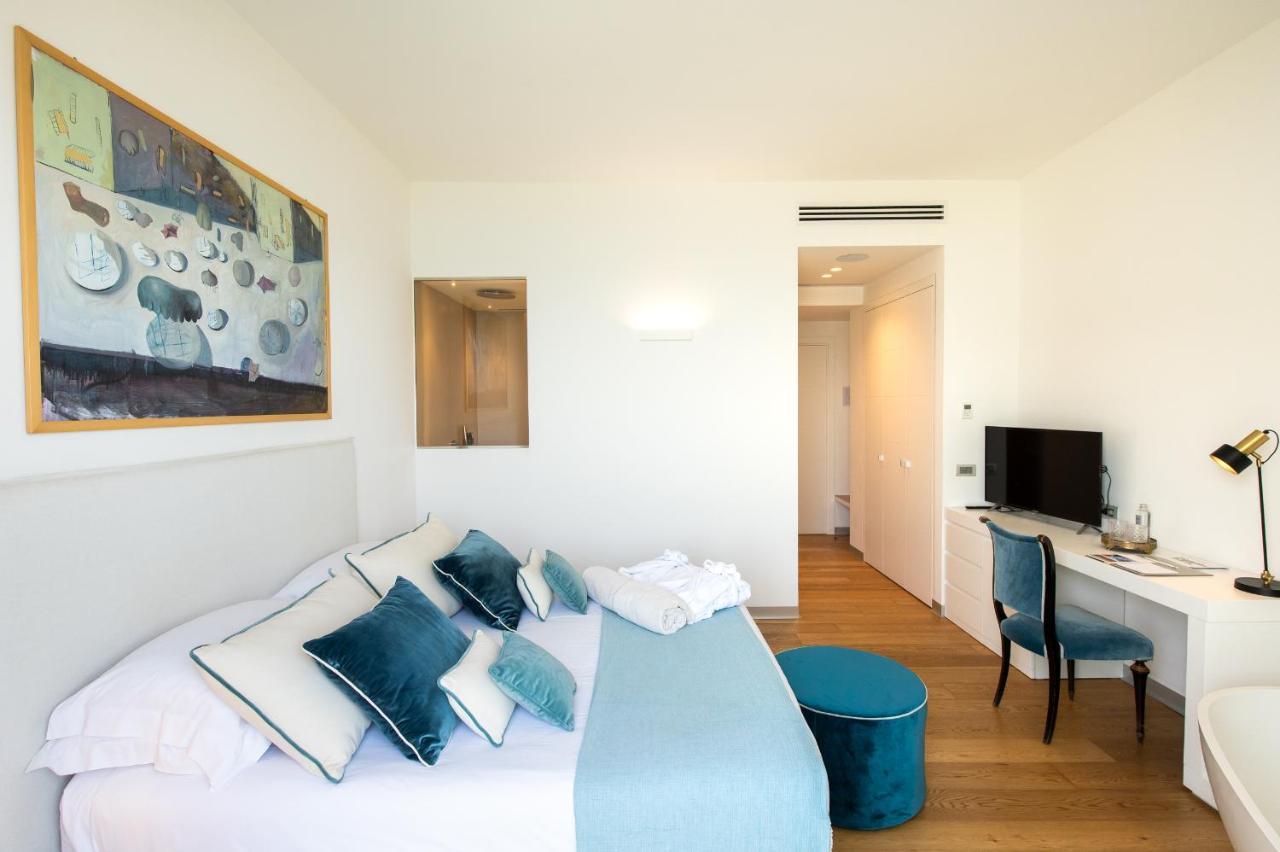 Deluxe Double Room Balcony