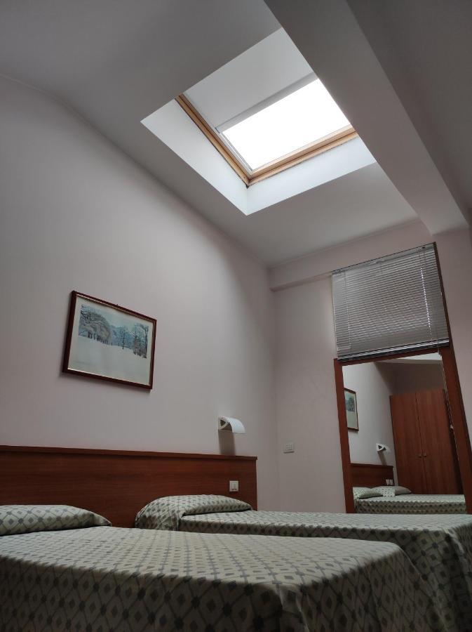 Economy Twin Room