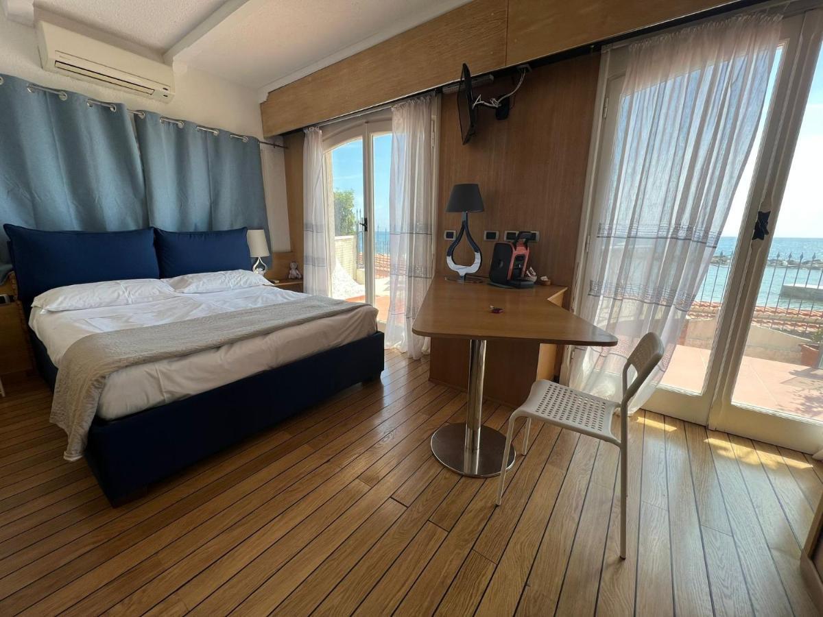 Deluxe Double Room Balcony Sea View