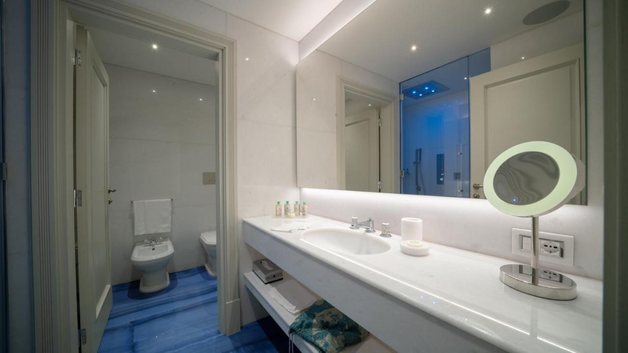 Suite 152 Sea View
