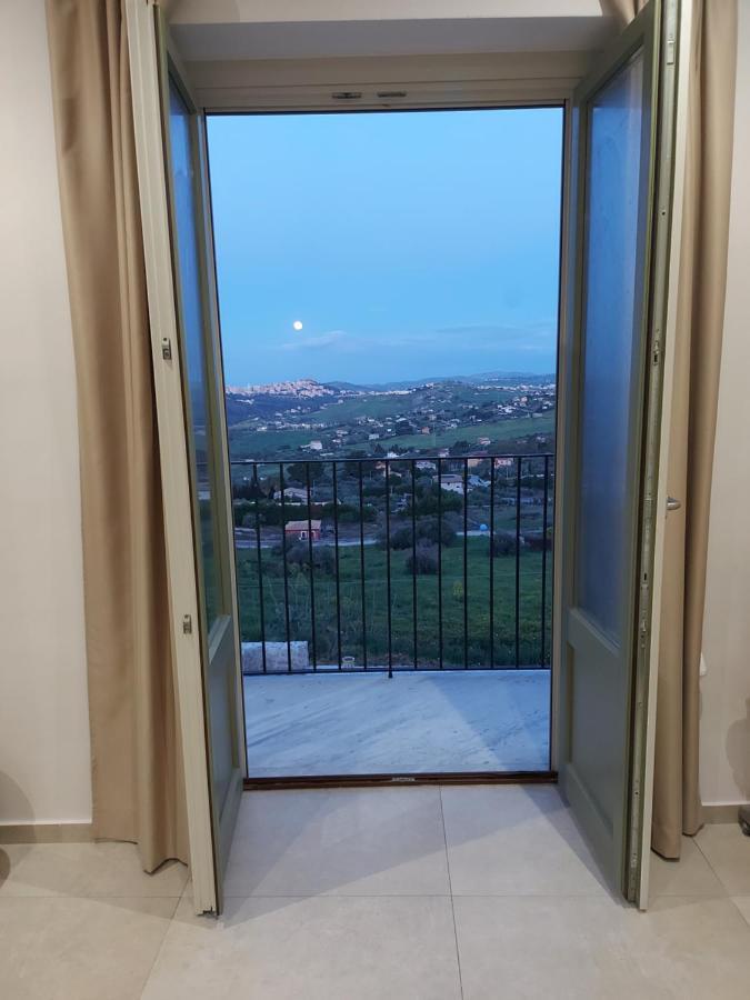 Deluxe Triple Room Sea View