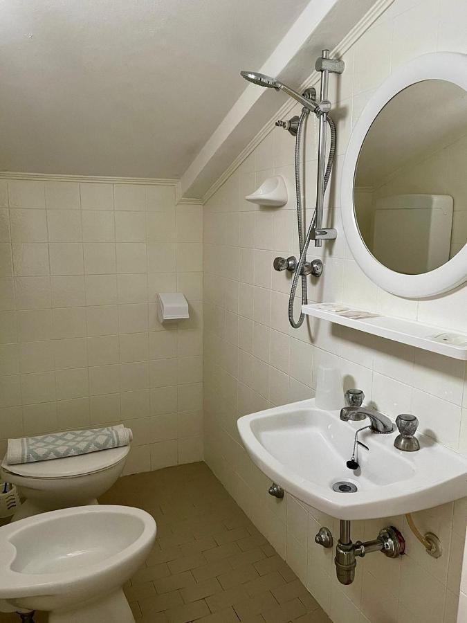 Economy Single Room