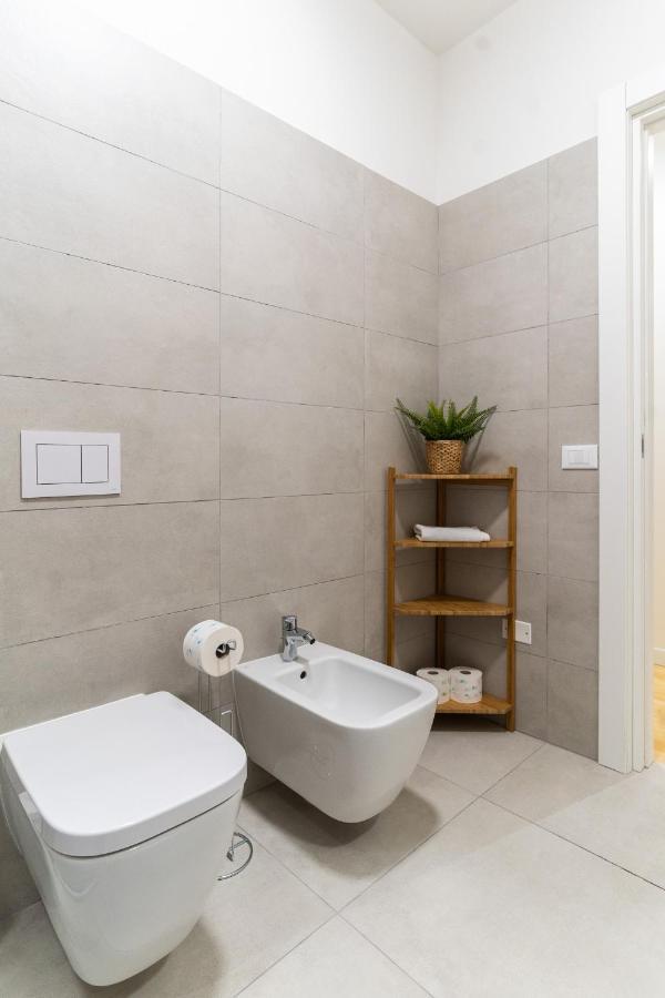 Double Room Private External Bathroom