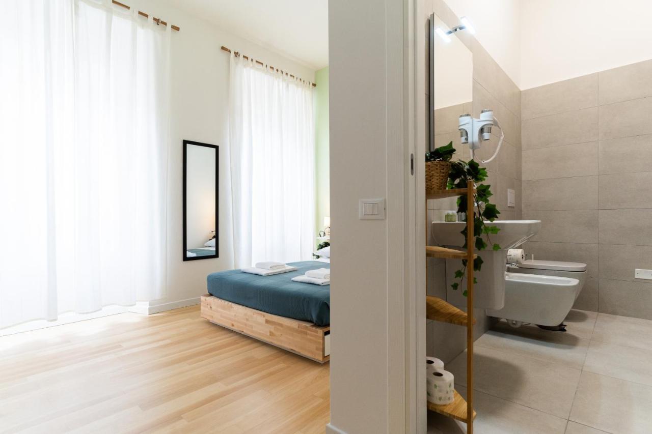 Double Room Private Bathroom