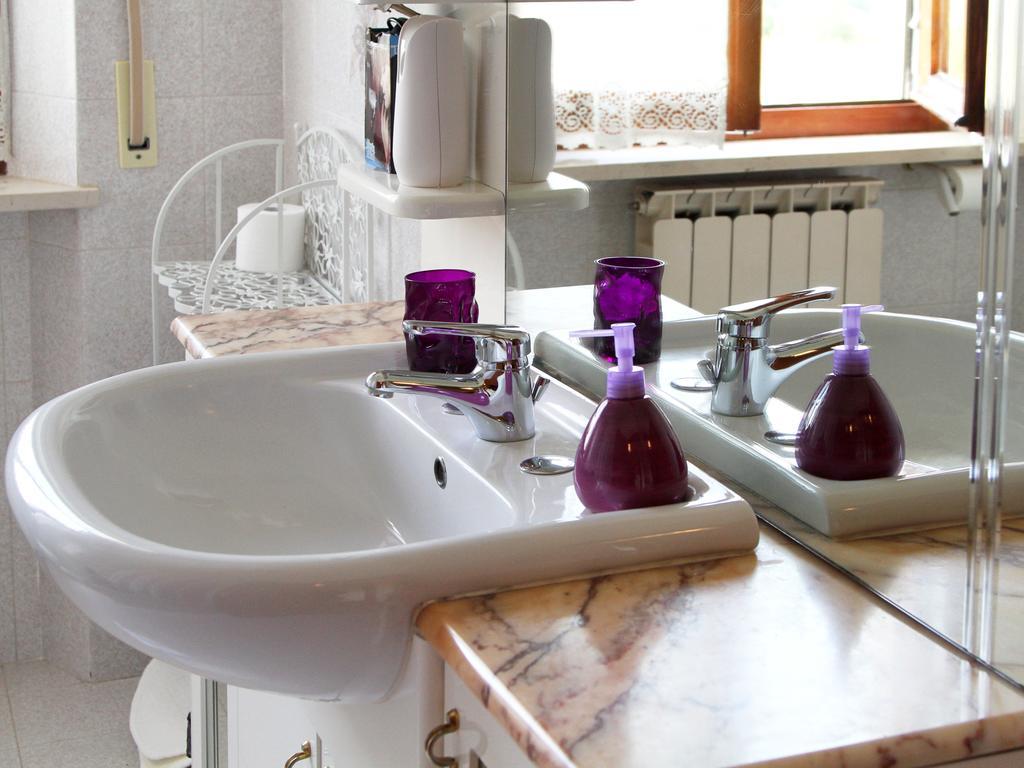 Double or Twin Room Private Bathroom